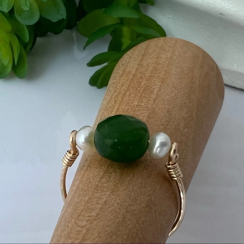 Freshwater Pearls with Green Quartz Gold Ring